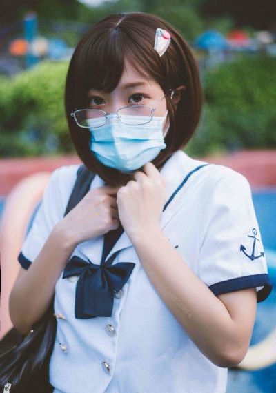 海滩厕所偷窥